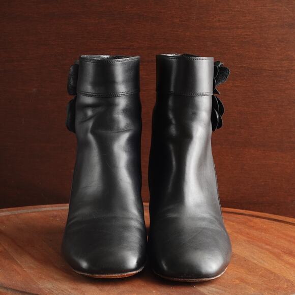 Tory Burch Boots Womens Size 10M Black Blossom Ankle Leather Heeled Modern Zip - Picture 3 of 15